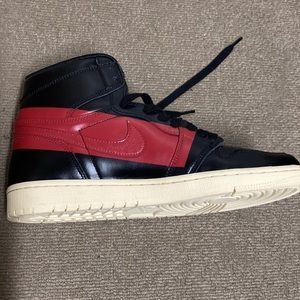 Nike Air Jordan 1 Retro High OG Defiant Couture